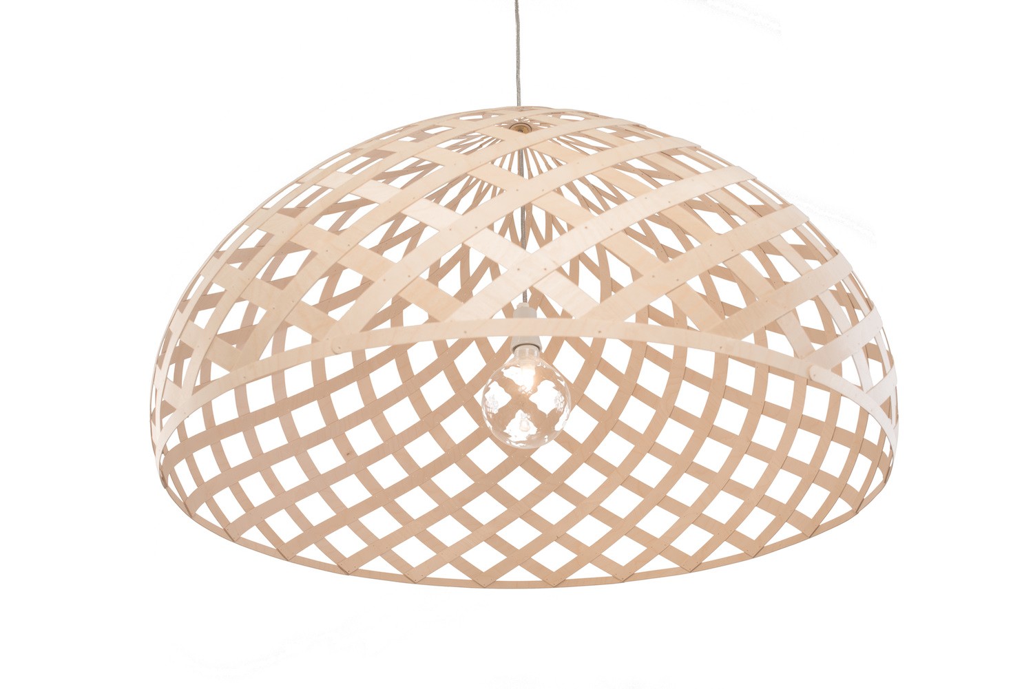 Suspension Zome par Jaanus Orgusaar au design scandinave Suspension Zome par Jaanus Orgusaar au design scandinave