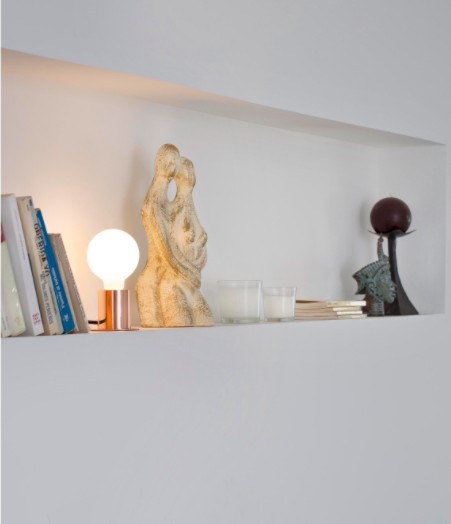 Lampe à poser Brokis en aluminium au design minimaliste