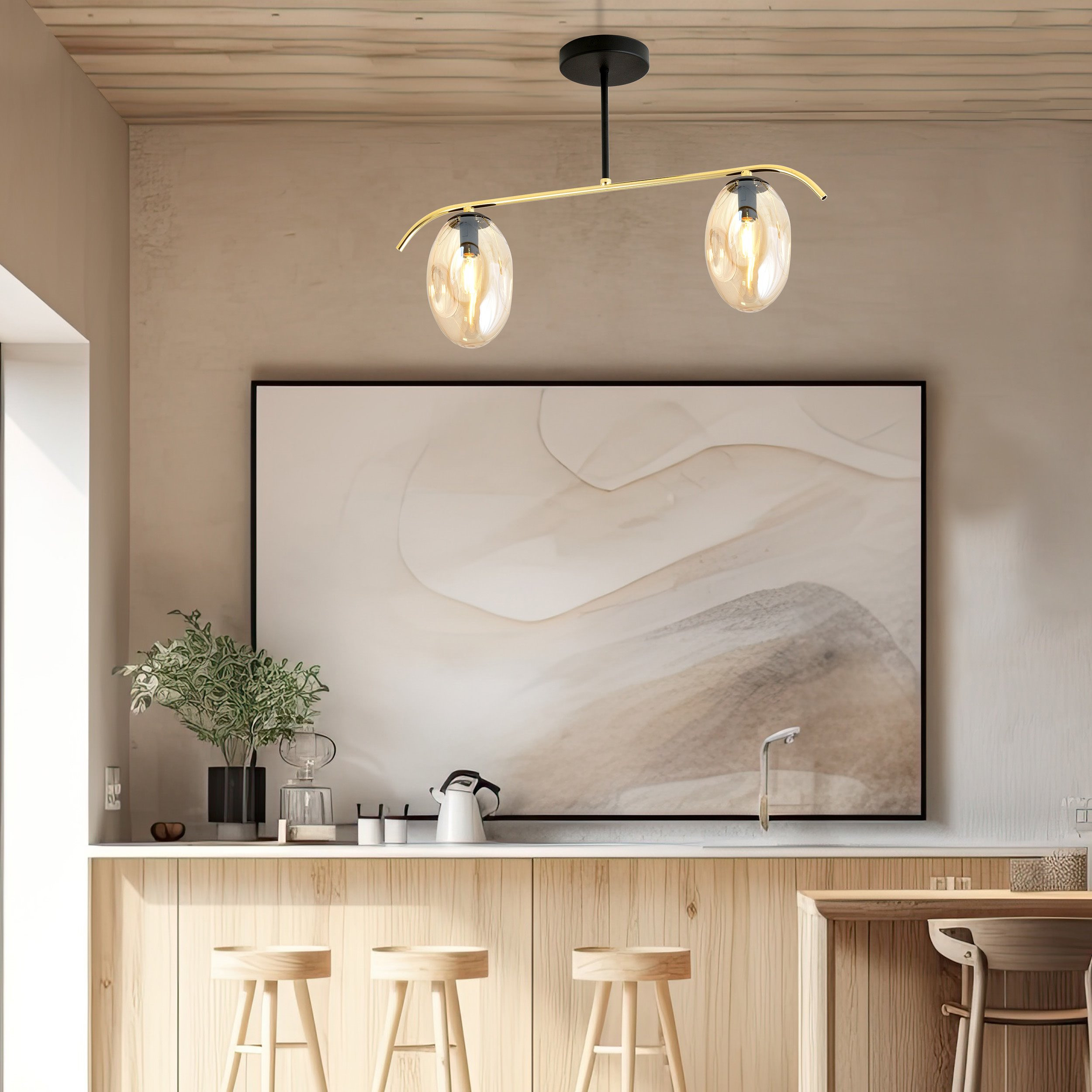 Plafonnier Fines base en métal noir et or avec abat-jour en verre ovale au design contemporain par Emibig Plafonnier Fines base en métal noir et or avec abat-jour en verre ovale au design contemporain par Emibig