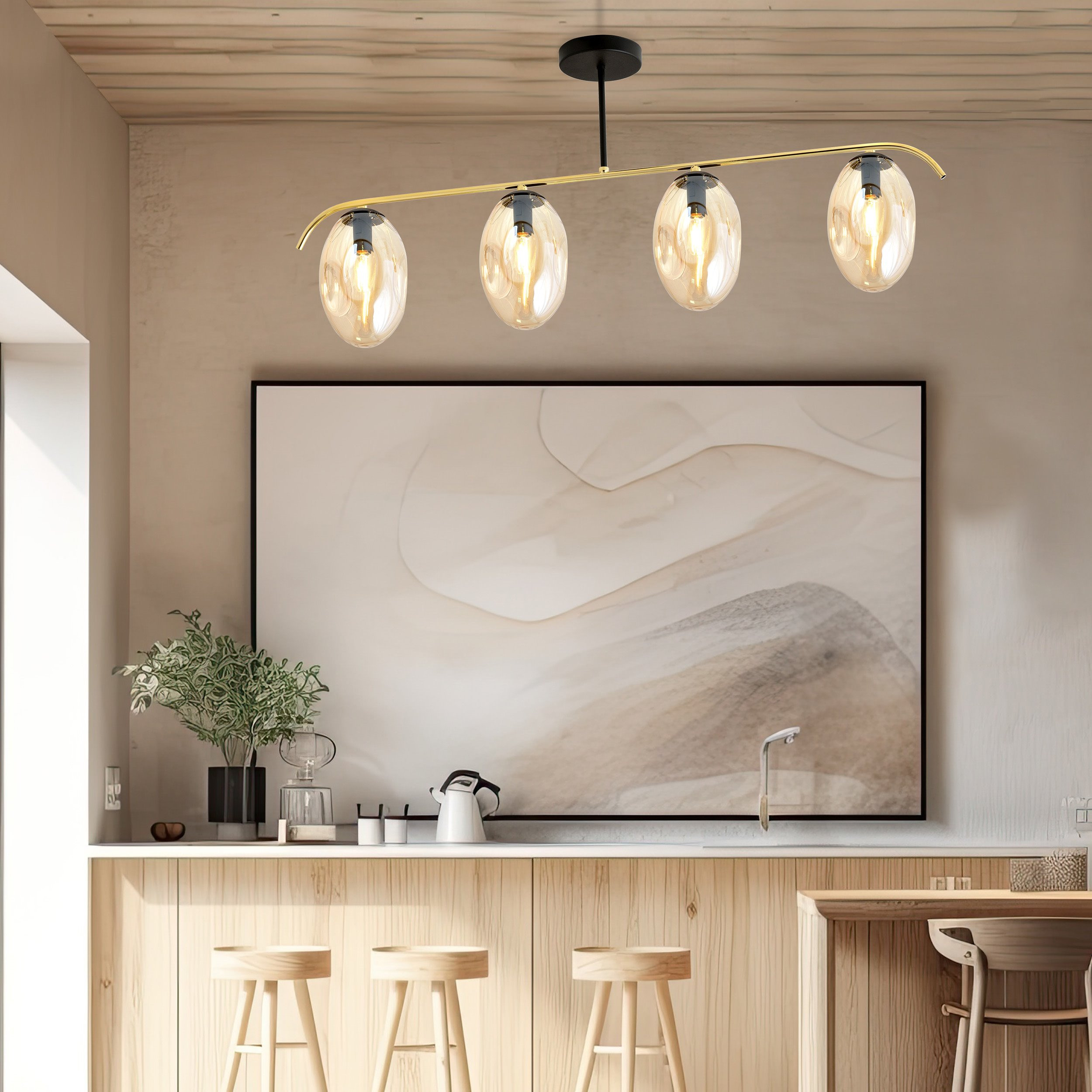 Plafonnier Fines base en métal noir et or avec abat-jour en verre ovale au design contemporain par Emibig Plafonnier Fines base en métal noir et or avec abat-jour en verre ovale au design contemporain par Emibig