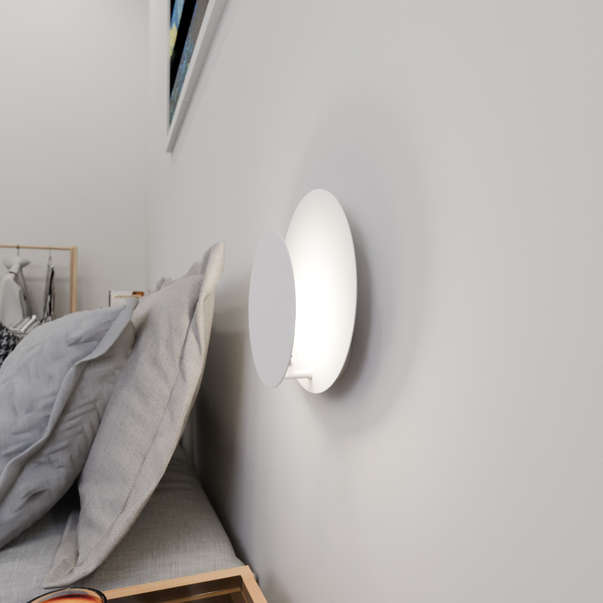 Applique Circle avec base en métal au design contemporain par Emibig Applique Circle avec base en métal au design contemporain par Emibig