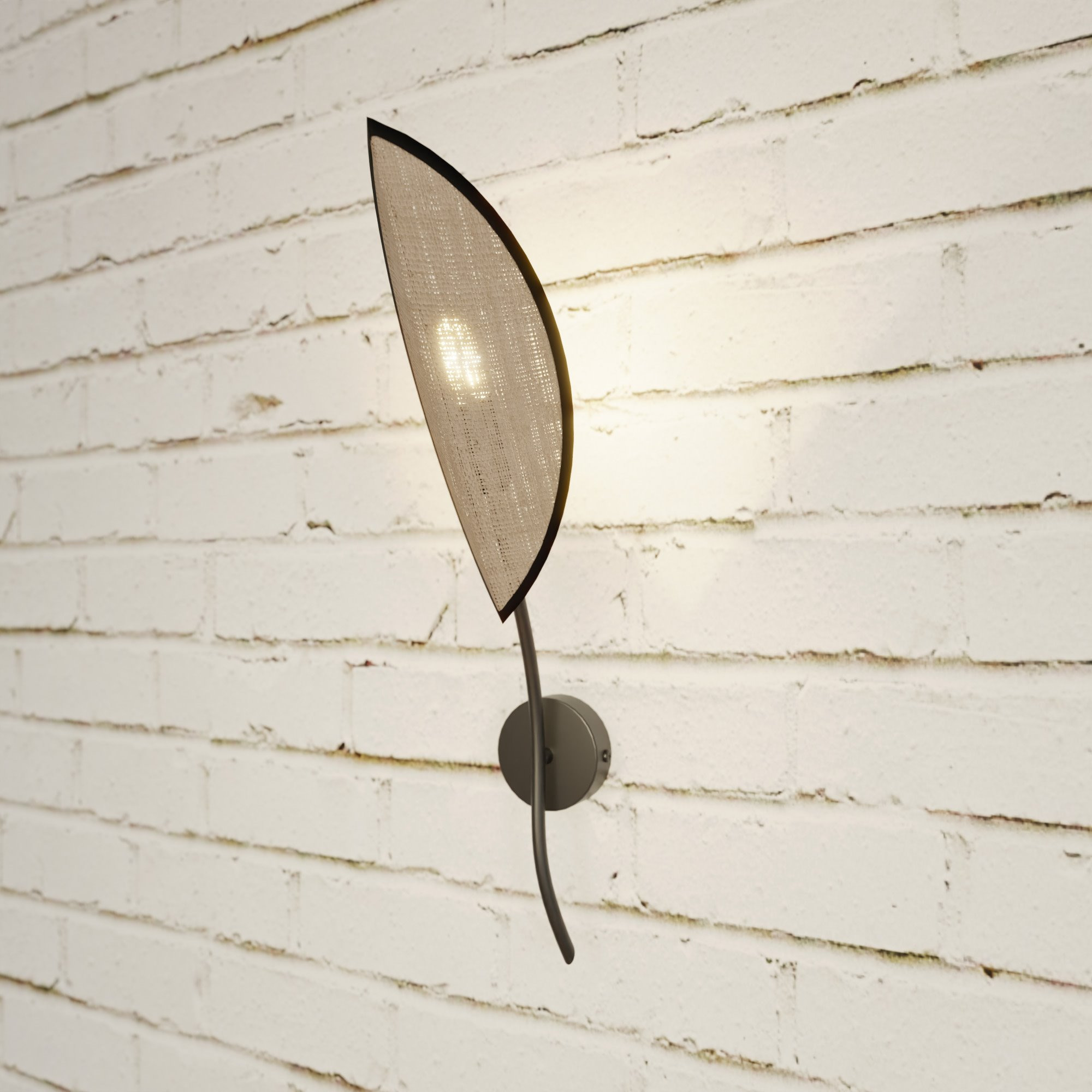 Applique murale Lotus base en métal avec abat-jour en rotin au design contemporain par Emibig Applique murale Lotus base en métal avec abat-jour en rotin au design contemporain par Emibig