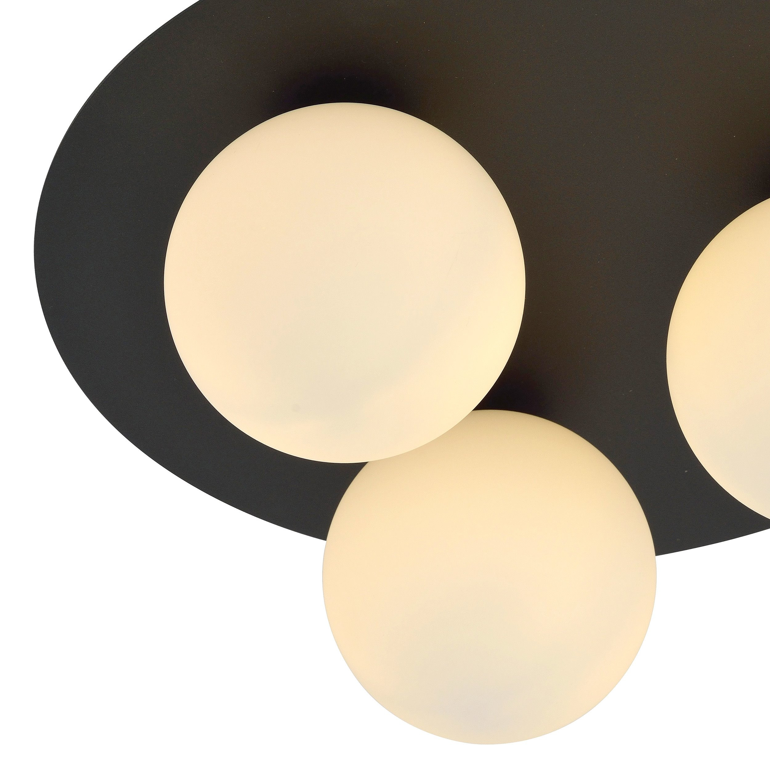 Plafonnier Solar base en métal circulaire avec abat-jour en boule de verre au design contemporain par Emibig Plafonnier Solar base en métal circulaire avec abat-jour en boule de verre au design contemporain par Emibig