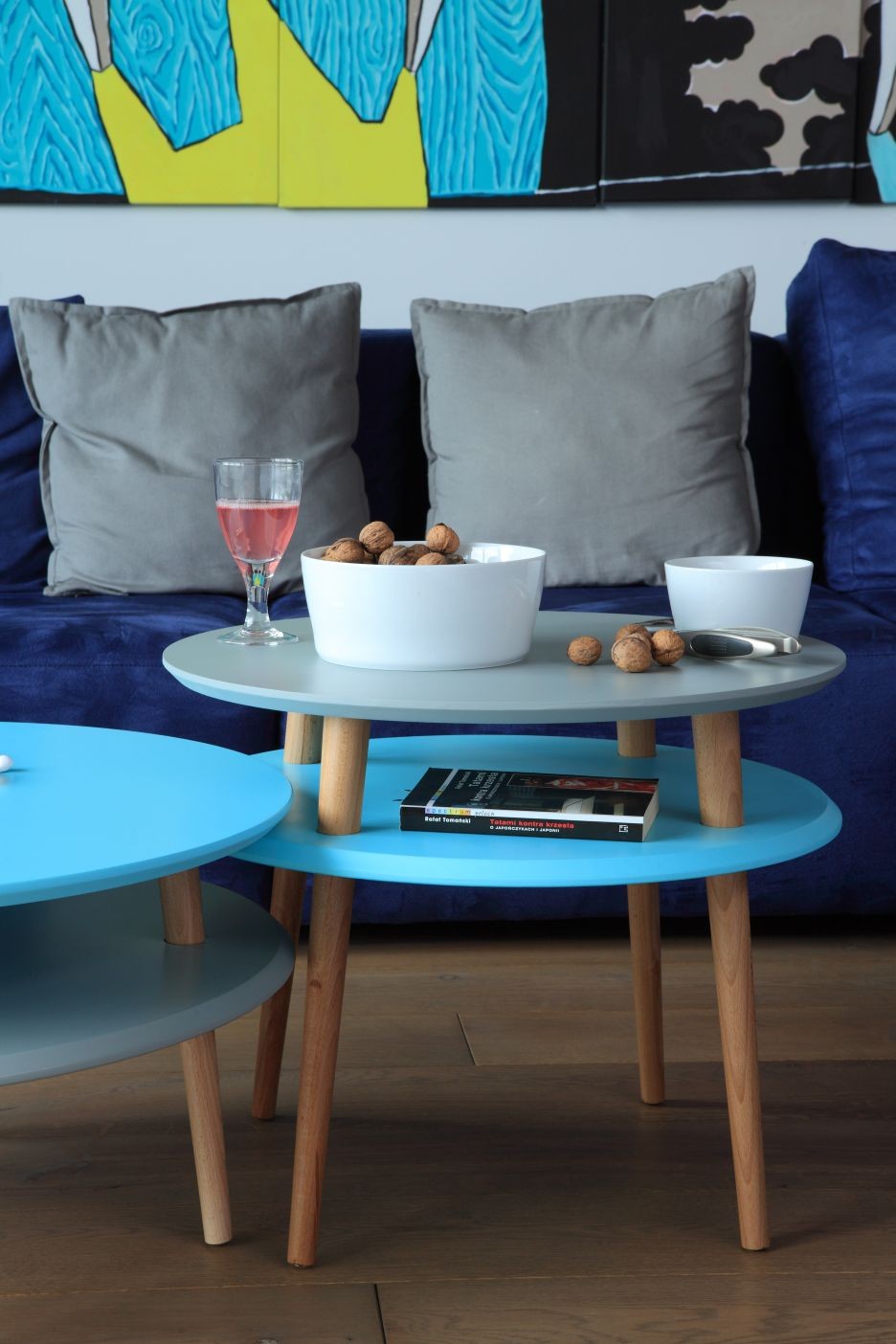 Table basse en bois UFO medium par Magdalena Garncarz et Szymon Hanczar Table basse en bois UFO medium par Magdalena Garncarz et Szymon Hanczar