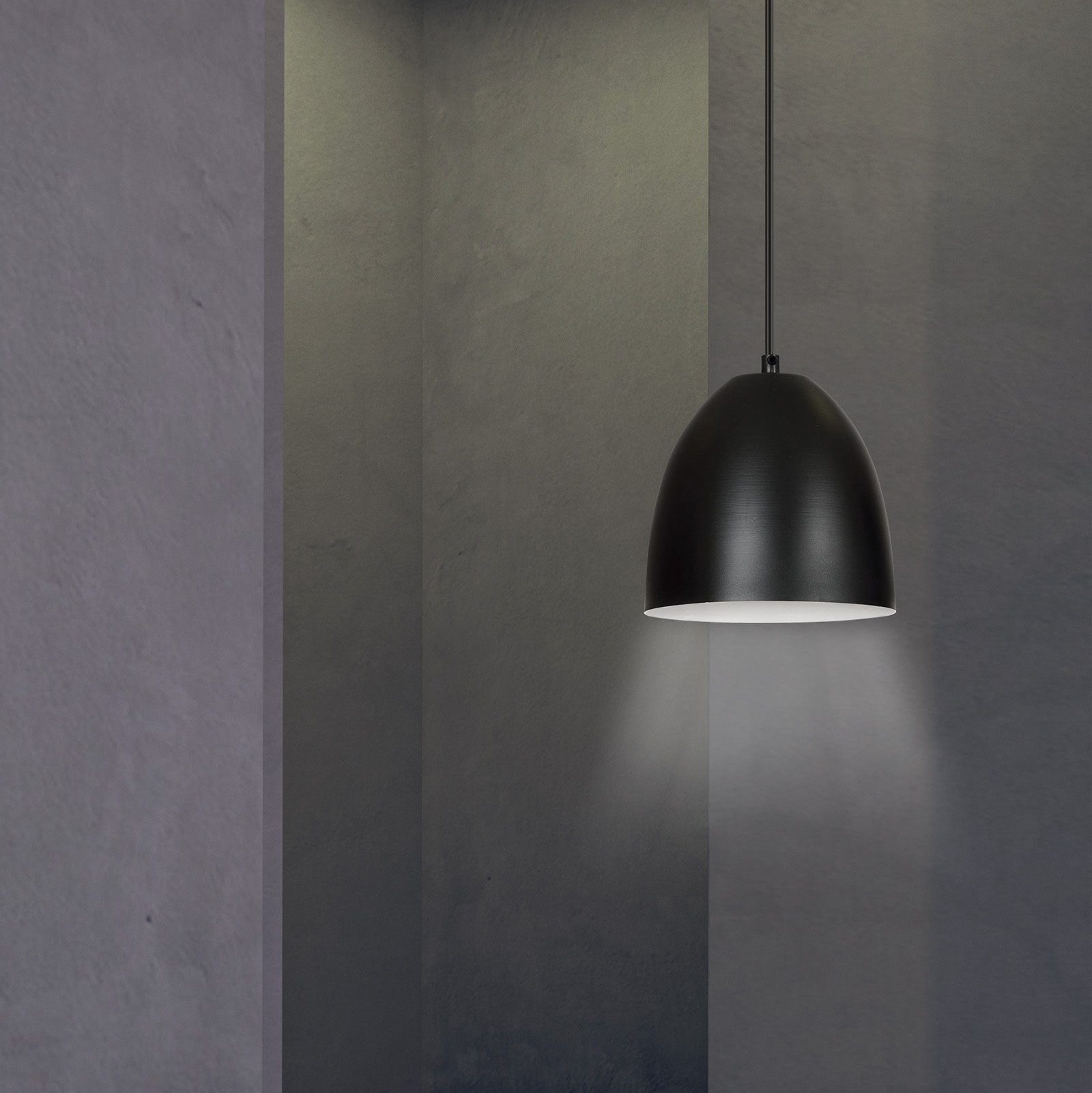 Suspension Lenox avec base en métal au design contemporain par Emibig