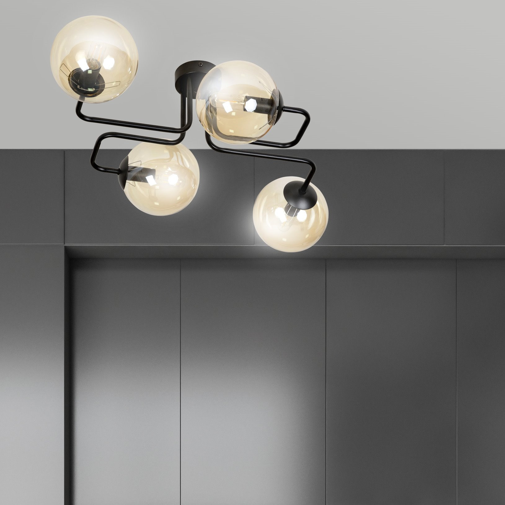 Plafonnier Brendi base en métal à bras multiple avec abat-jour en boule de verre au design contemporain par Emibig Plafonnier Brendi base en métal à bras multiple avec abat-jour en boule de verre au design contemporain par Emibig