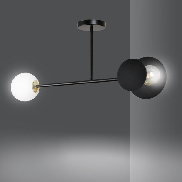 Plafonnier Minerva base en métal et abat-jour asymétrique au design contemporain par Emibig