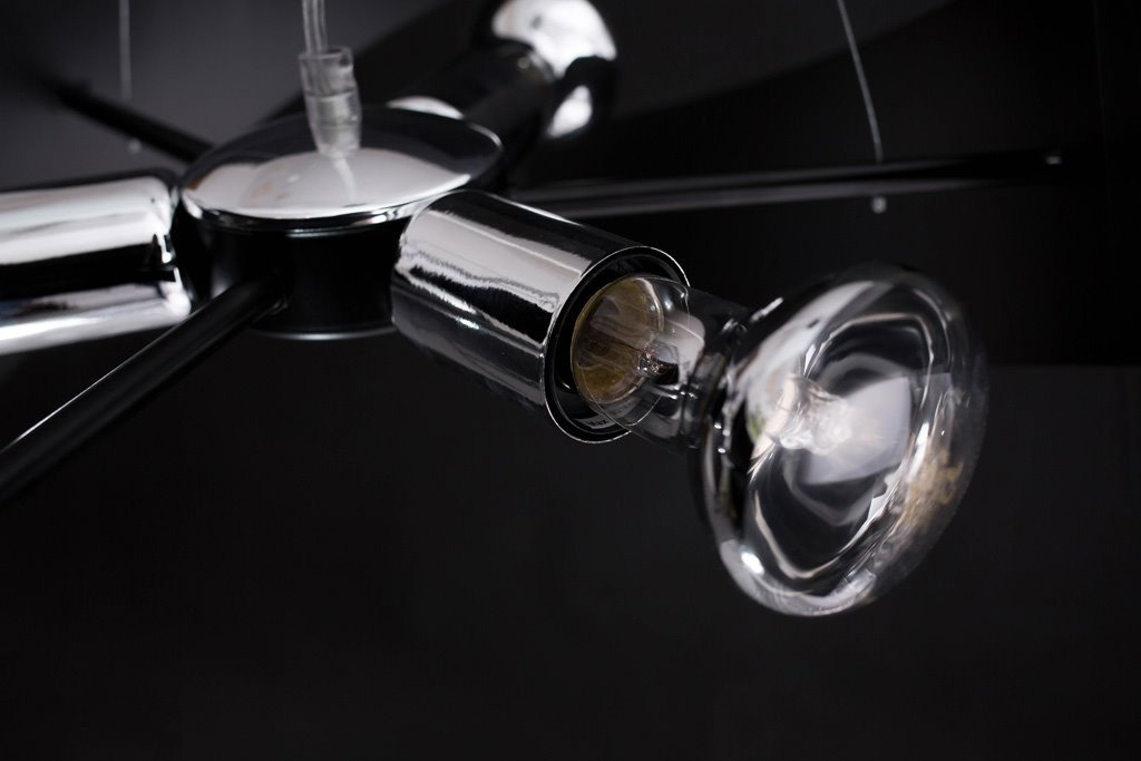 Suspension Vieno base en métal avec abat-jour à anneaux entrelacés au design contemporain par Emibig