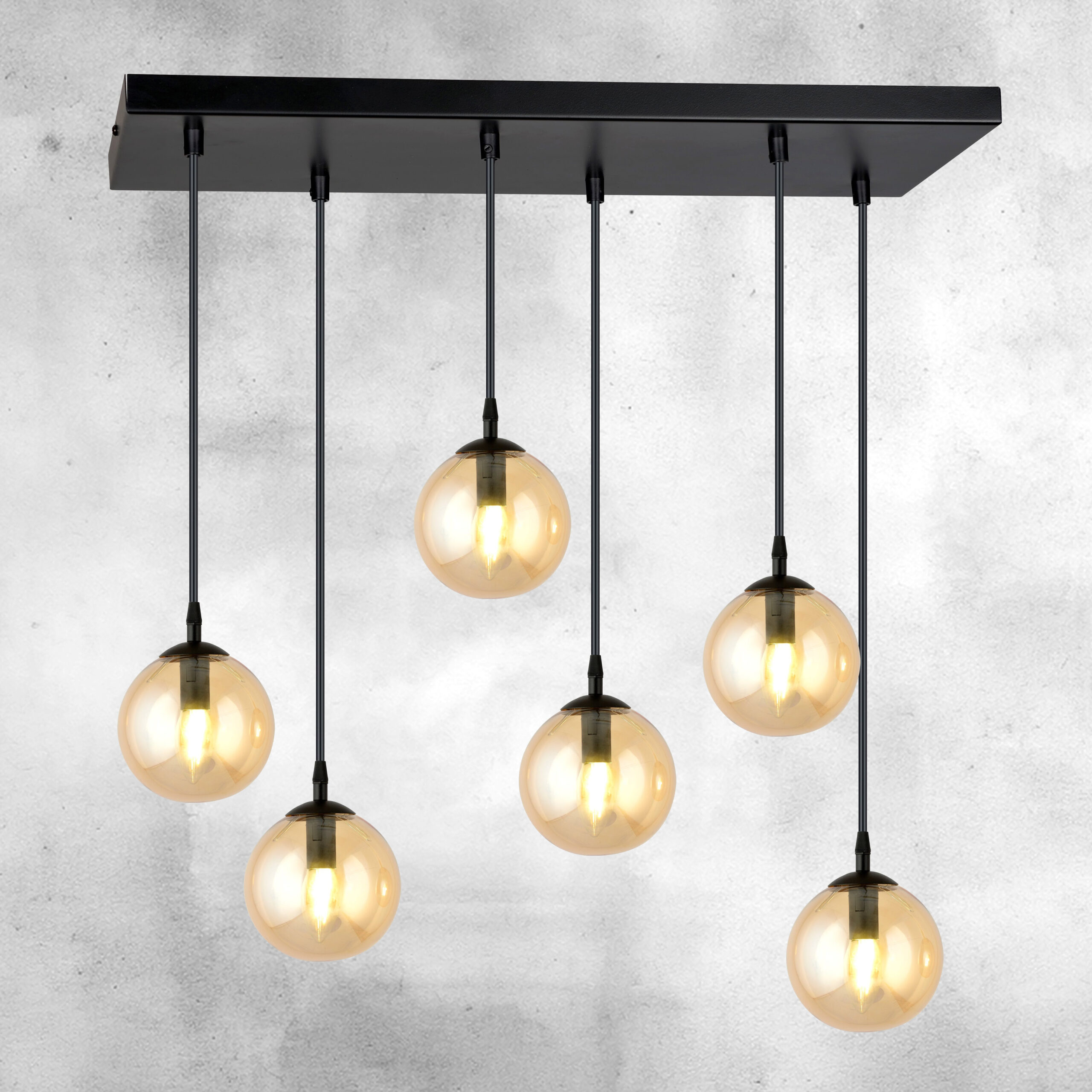 Suspension Cosmo base en métal rectangulaire et abat-jour en verre au design contemporain par Emibig Suspension Cosmo base en métal rectangulaire et abat-jour en verre au design contemporain par Emibig