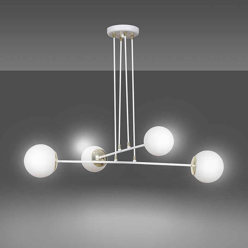 Suspension Ognis base en métal avec détail doté et abat-jour en boule de verre opaleau design contemporain par Emibig Suspension Ognis base en métal avec détail doté et abat-jour en boule de verre opaleau design contemporain par Emibig