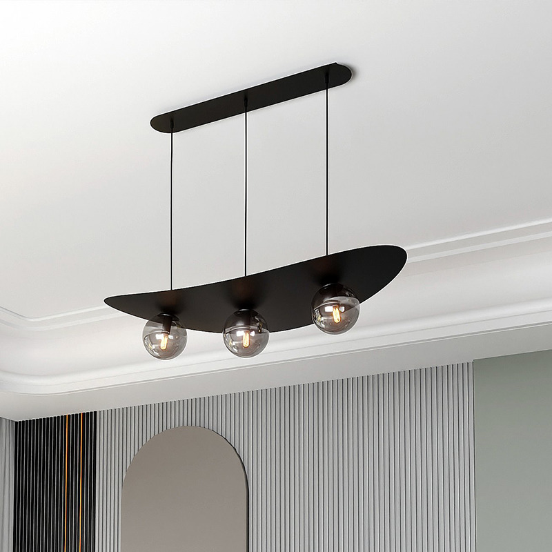 Suspension Aura 3BL base en métal et abat-jour ovale incurvé avec boule de verre au design contemporain par Emibig