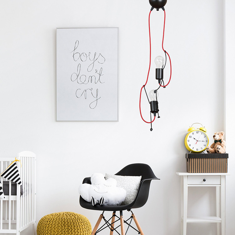 Suspension Bobi avec base en métal et abat-jour en forme de silhouette humaine au design contemporain par Emibig