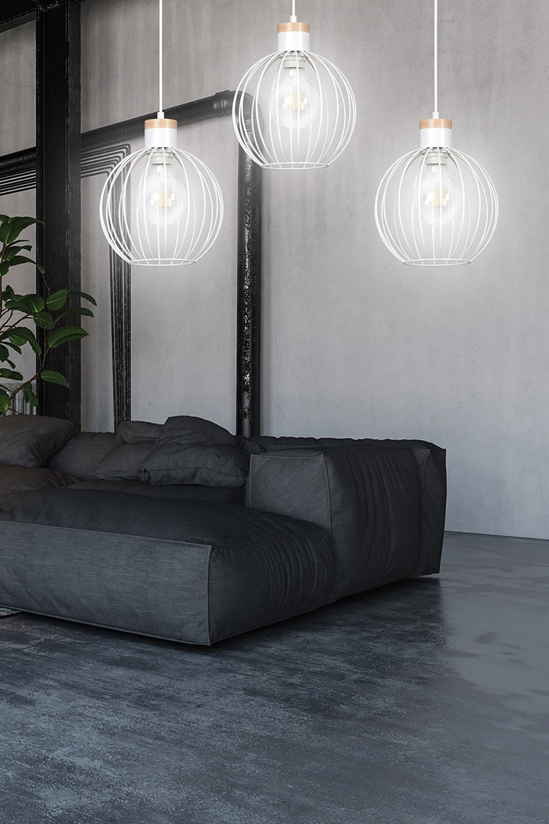 Suspension Barbado base en métal et détail bois avec abat-jour en fil de forme ronde au design contemporain par Emibig Suspension Barbado base en métal et détail bois avec abat-jour en fil de forme ronde au design contemporain par Emibig