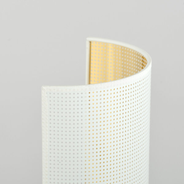 Applique murale Aston base en métal avec grand abat-jour au design contemporain par Emibig
