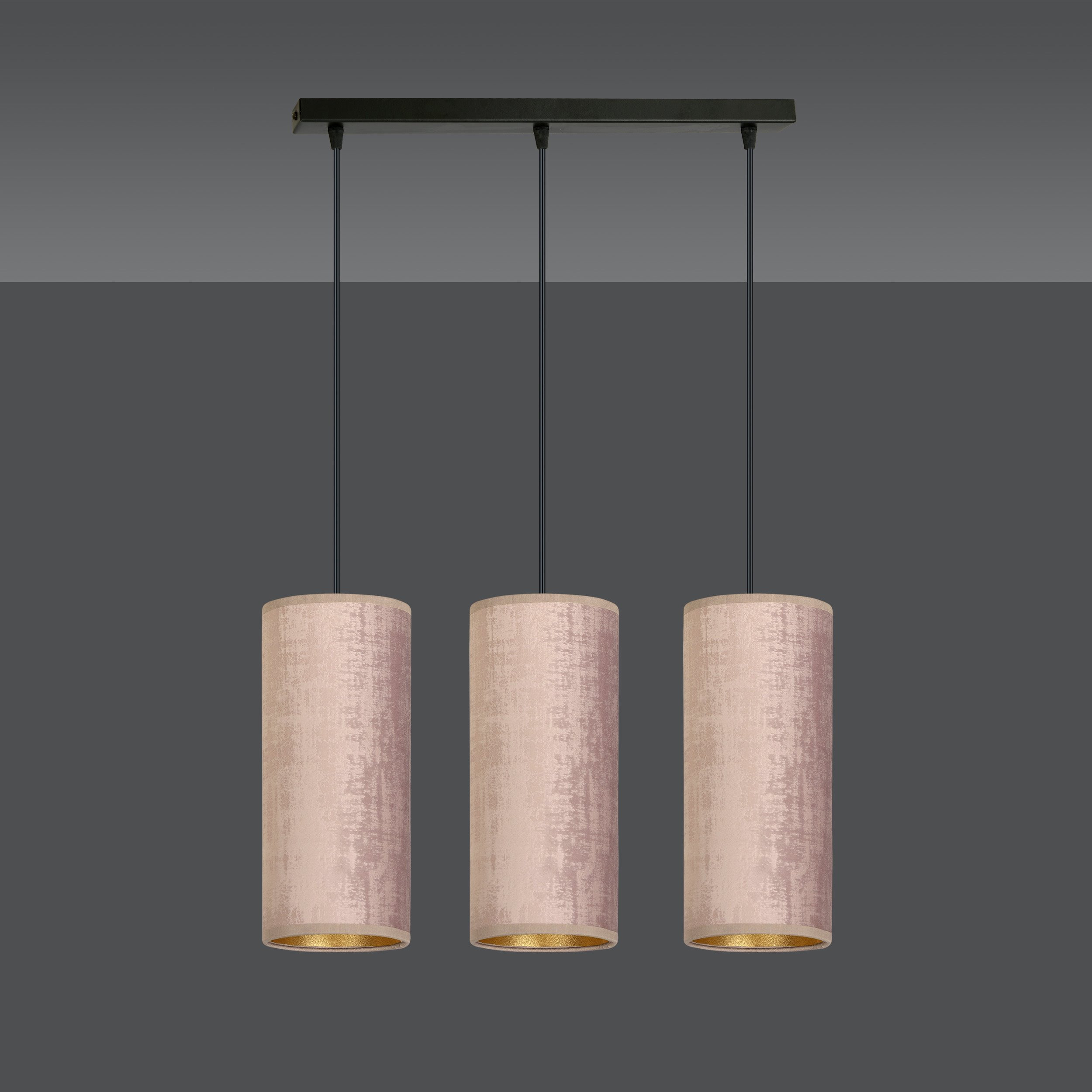 Suspension Bente base en métal linéaire avec abat-jour en velours au design contemporain par Emibig Suspension Bente base en métal linéaire avec abat-jour en velours au design contemporain par Emibig