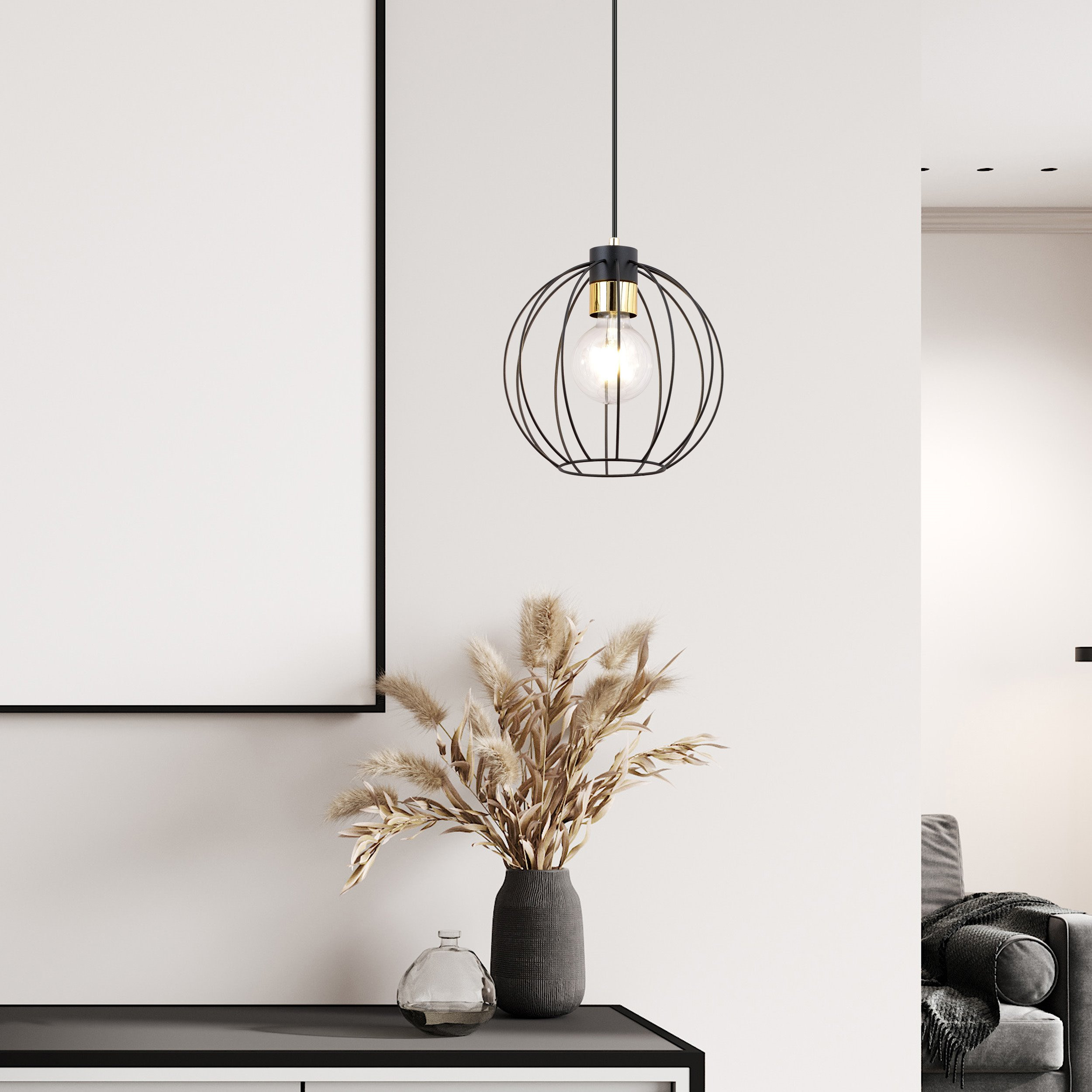 Suspension Gino base en métal et détail doré au design contemporain par Emibig Suspension Gino base en métal et détail doré au design contemporain par Emibig