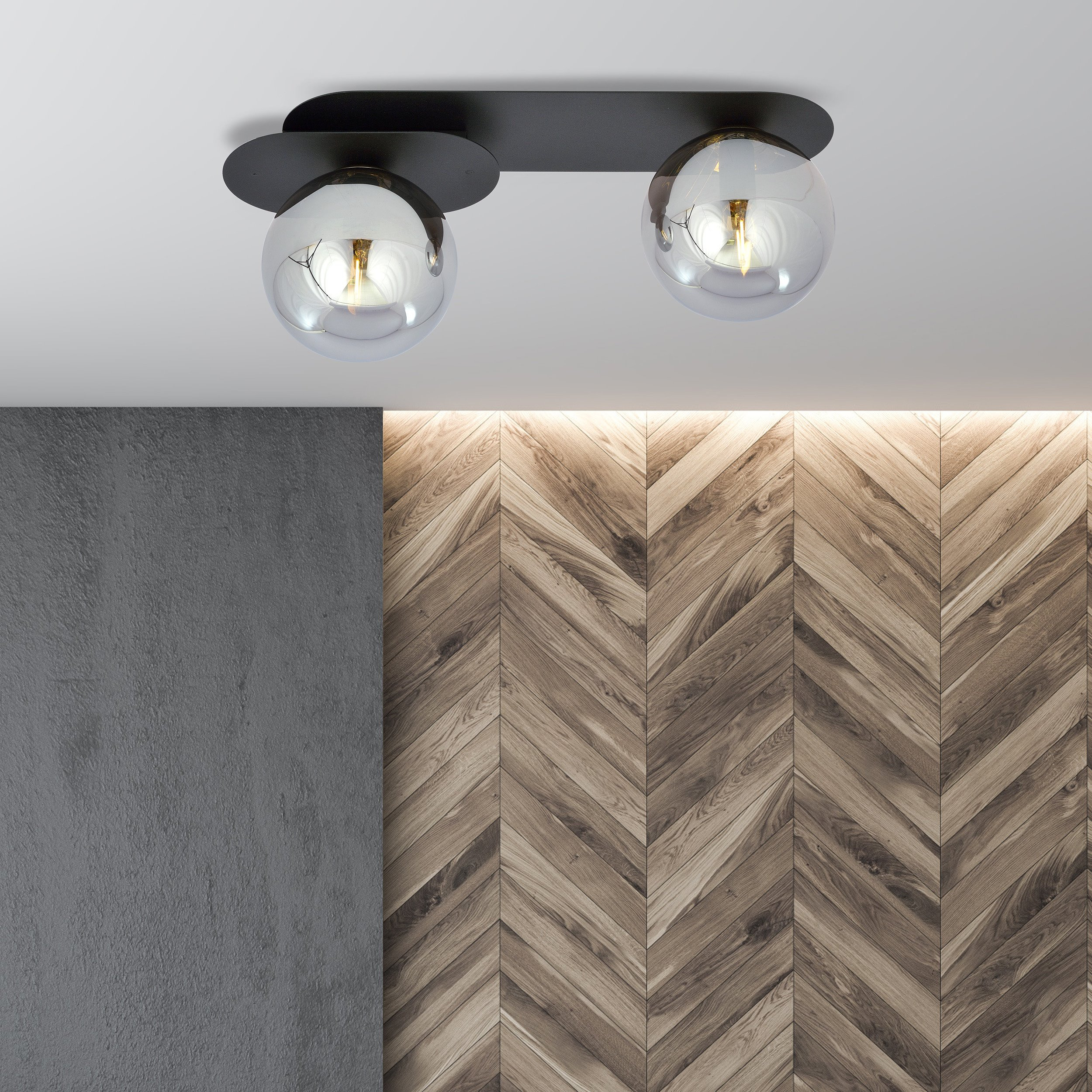 Plafonnier Plaza base en métal ovale avec abat-jour en boule de verre au design contemporain par Emibig