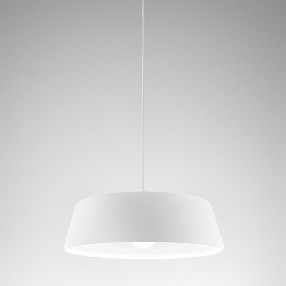 Suspension Blanca cadre en aluminium avec grand abat-jour au design contemporain par Gea Luce