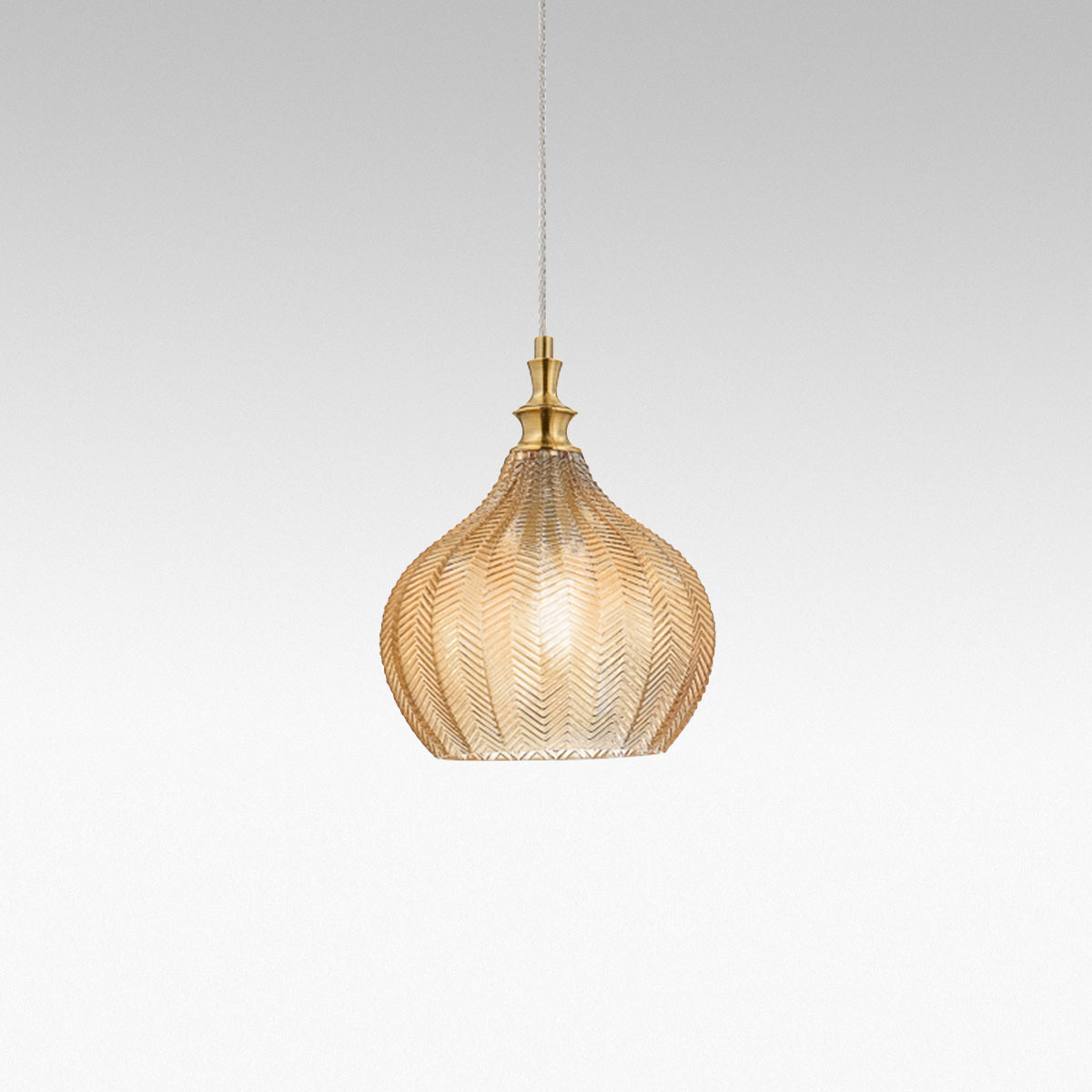 Suspension Cleofe avec cadre en métal avec diffuseur en verre au design contemporain par Gea Luce Suspension Cleofe avec cadre en métal avec diffuseur en verre au design contemporain par Gea Luce