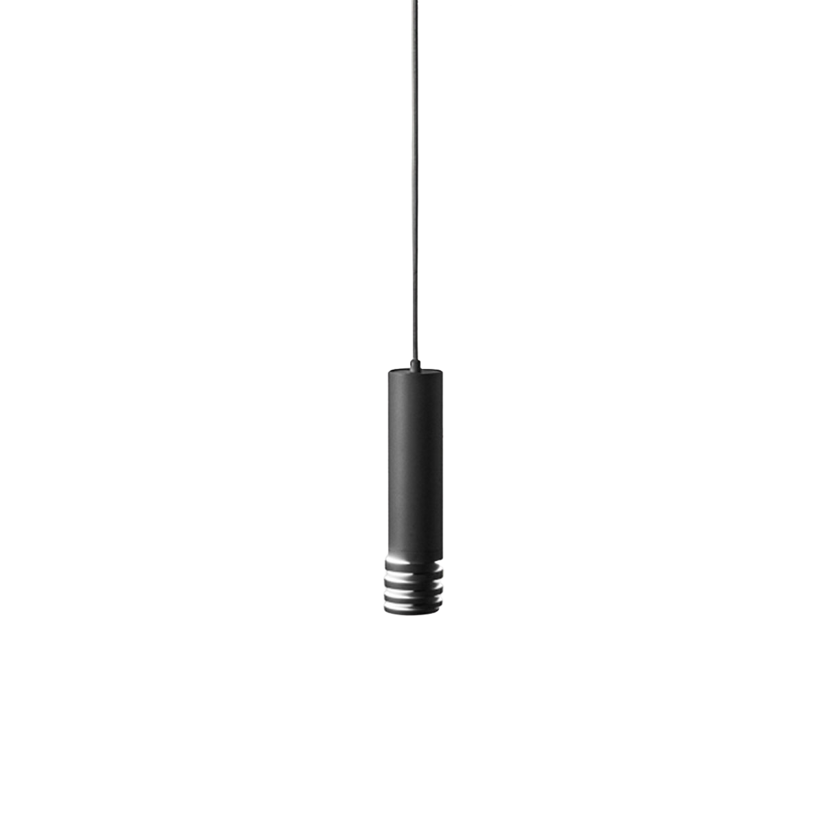Suspension Emily base en métal avec diffuseur en acrylique au design contemporain par Gea Luce Suspension Emily base en métal avec diffuseur en acrylique au design contemporain par Gea Luce