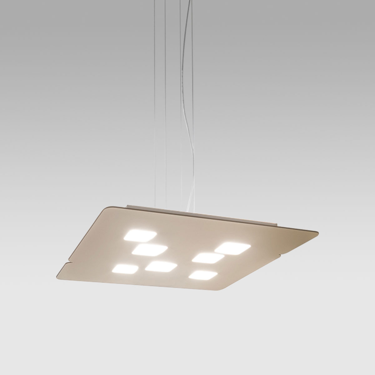 Suspension Giselle base en métal avec lumière à double émission au design contemporain par Gea Luce