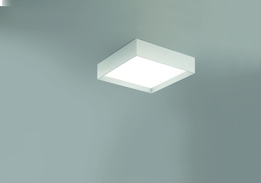 Plafonnier AOI carré en aluminium avec diffuseur en méthacrylate blanc opale au design contemporain par Gea Luce