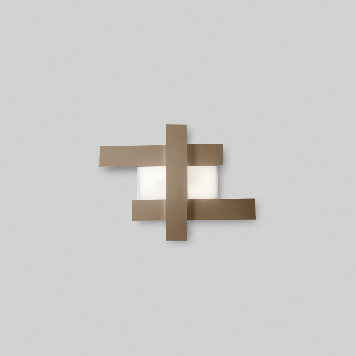 Plafonnier/Applique Doha cadre en aluminium avec diffuseur en méthacrylate au design contemporain par Gea Luce Plafonnier/Applique Doha cadre en aluminium avec diffuseur en méthacrylate au design contemporain par Gea Luce