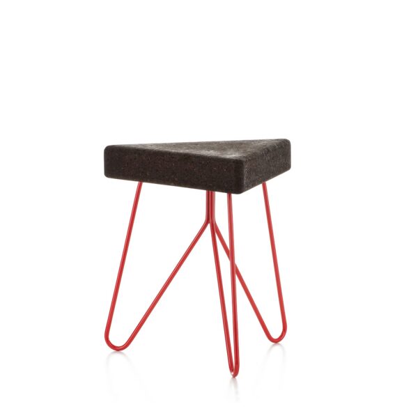 Tabouret design Três en liège par Filipa Mendes & Gustavo Macedo