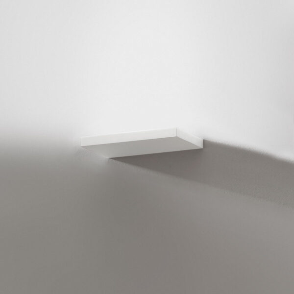 Applique murale Yoana structure en métal avec diffuseur en méthacrylate au design contemporain par Gea Luce