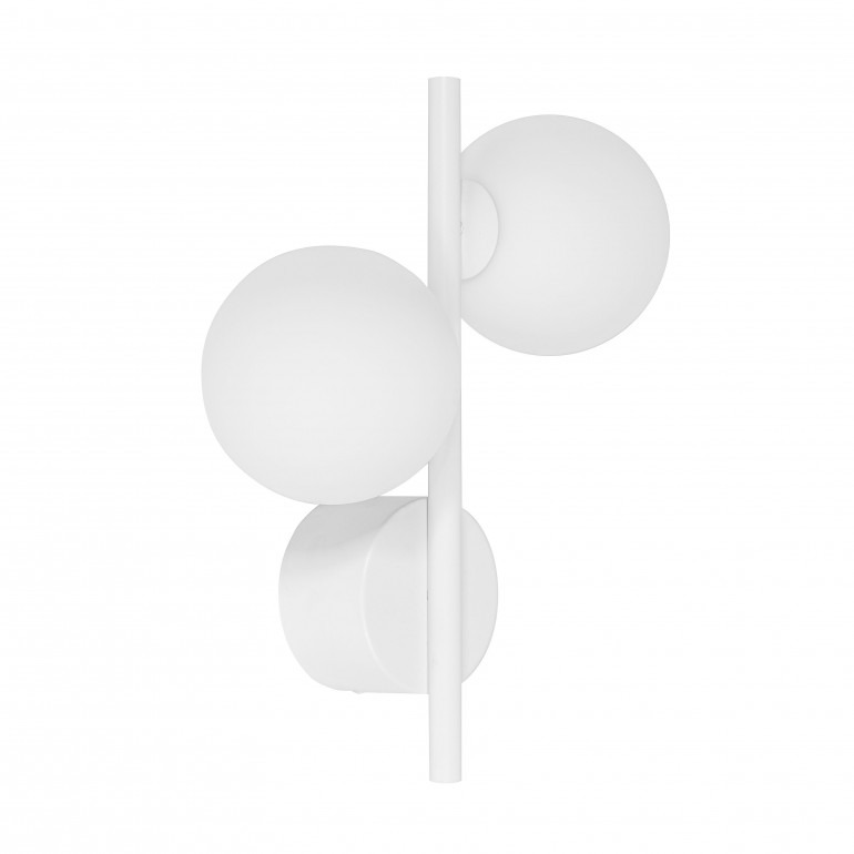 Applique murale Diplo en métal avec deux diffuseurs en verre opale au design contemporain par Ummo Lighting Applique murale Diplo en métal avec deux diffuseurs en verre opale au design contemporain par Ummo Lighting