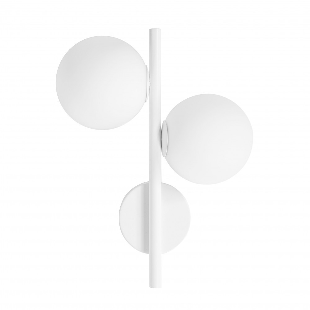 Applique murale Diplo en métal avec deux diffuseurs en verre opale au design contemporain par Ummo Lighting Applique murale Diplo en métal avec deux diffuseurs en verre opale au design contemporain par Ummo Lighting