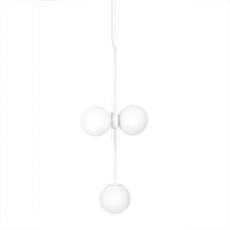 Suspension Furiko base en métal avec 3 abat-jour en verre blanc au design contemporain par Ummo lighting Suspension Furiko base en métal avec 3 abat-jour en verre blanc au design contemporain par Ummo lighting