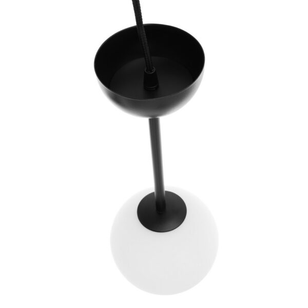 Suspension Gladio base en métal avec abat-jour en verre opale au design contemporain par Ummo lighting