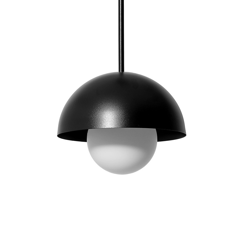 Suspension Kello cadre en métal avec détail boule en bois au design contemporain par Ummo lighting