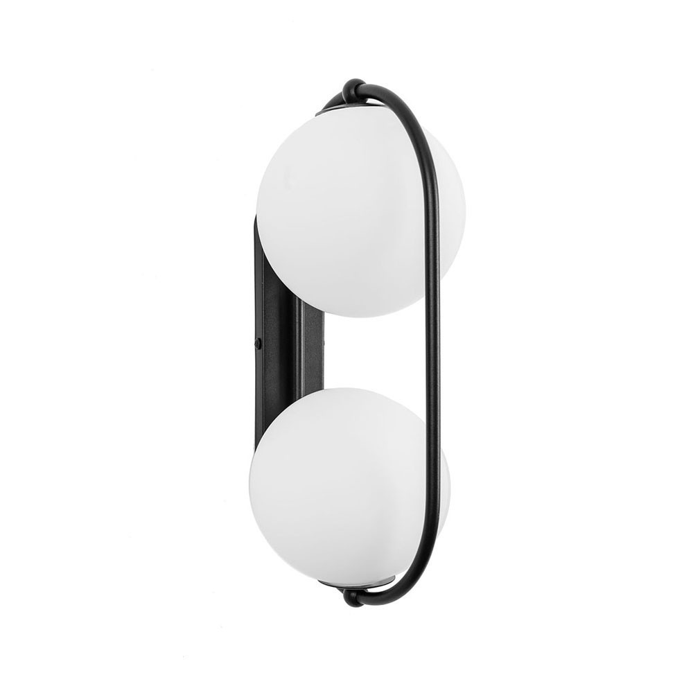 Applique murale Koban cadre en métal en forme d'ellipse et diffuseur en verre au design contemporain par Ummo lighting Applique murale Koban cadre en métal en forme d'ellipse et diffuseur en verre au design contemporain par Ummo lighting