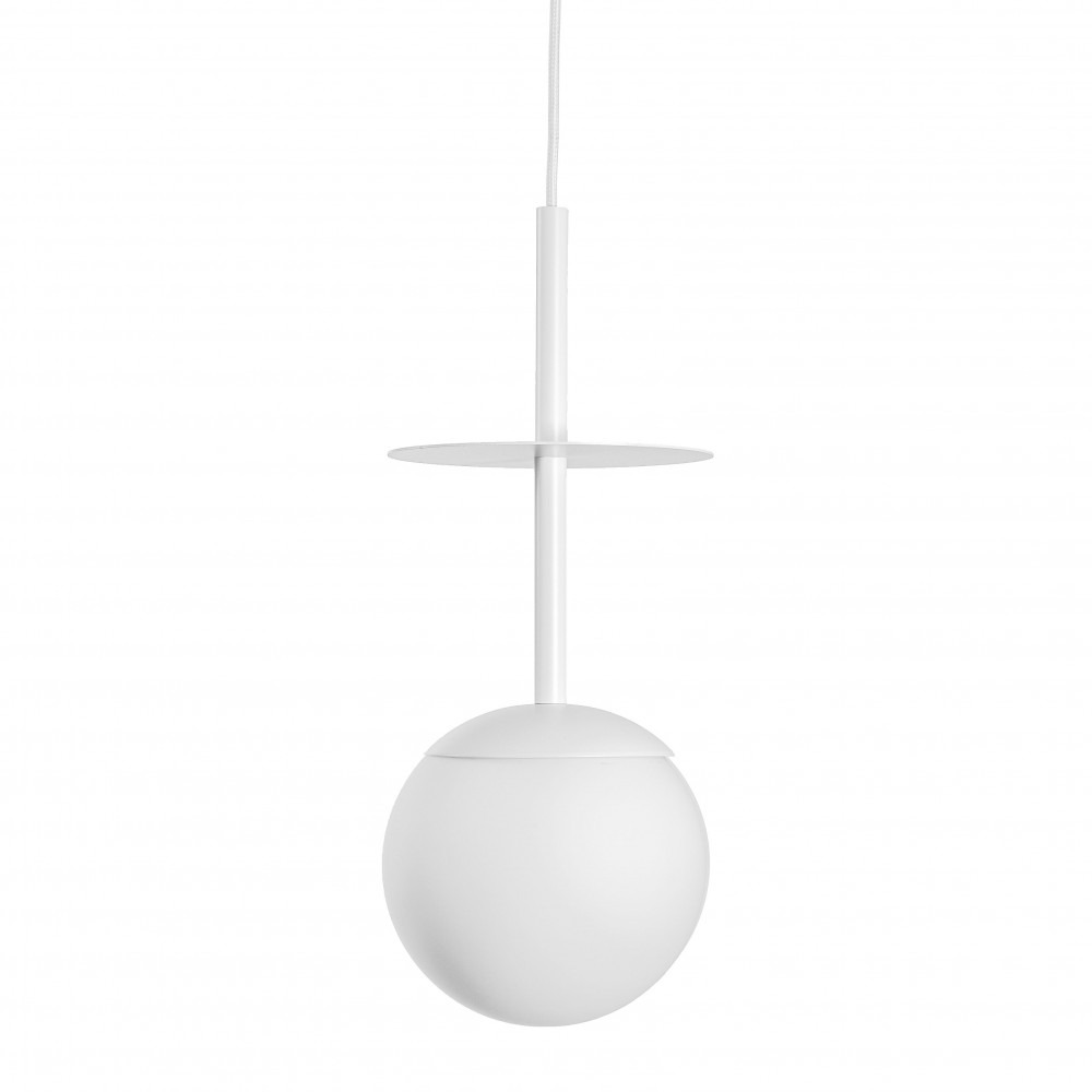 Suspension Plaat cadre en métal avec long câble et diffuseur en boule opale au design contemporain par Ummo lighting Suspension Plaat cadre en métal avec long câble et diffuseur en boule opale au design contemporain par Ummo lighting