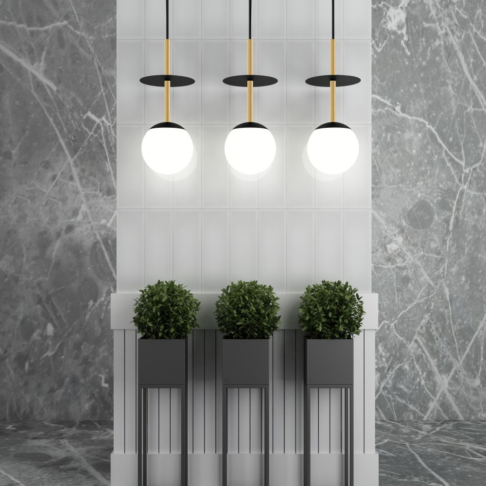 Suspension Plaat cadre en métal avec long câble et diffuseur en boule opale au design contemporain par Ummo lighting Suspension Plaat cadre en métal avec long câble et diffuseur en boule opale au design contemporain par Ummo lighting