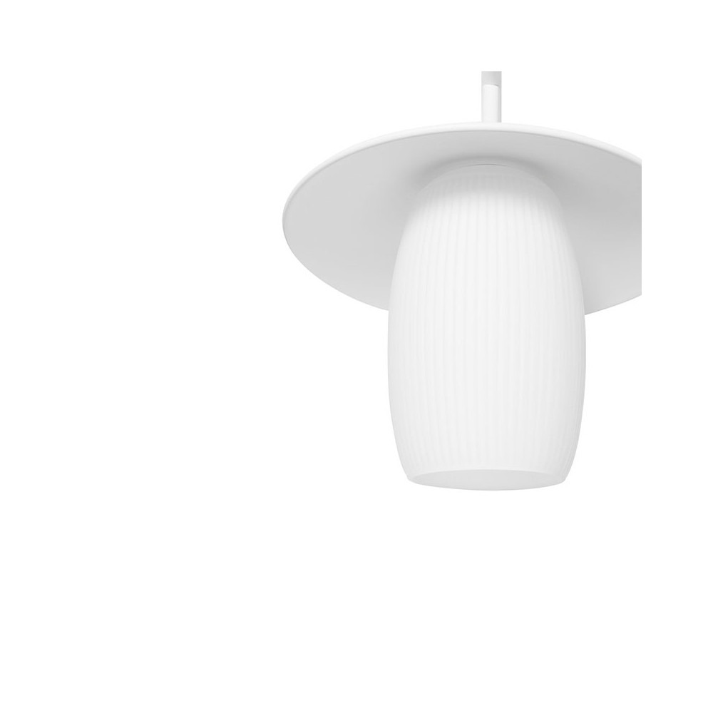 Applique murale Jingu cadre en métal avec abat-jour en verre rainuré blanc mat au design contemporain par Ummo lighting Applique murale Jingu cadre en métal avec abat-jour en verre rainuré blanc mat au design contemporain par Ummo lighting