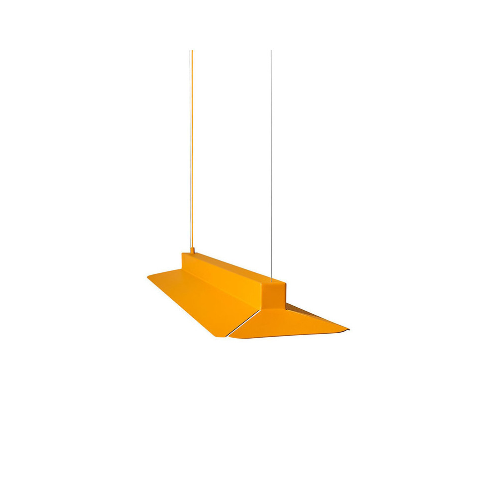 Suspension Yottsu cadre en métal linéaire et diffuseur en bande LED au design contemporain par Ummo lighting Suspension Yottsu cadre en métal linéaire et diffuseur en bande LED au design contemporain par Ummo lighting