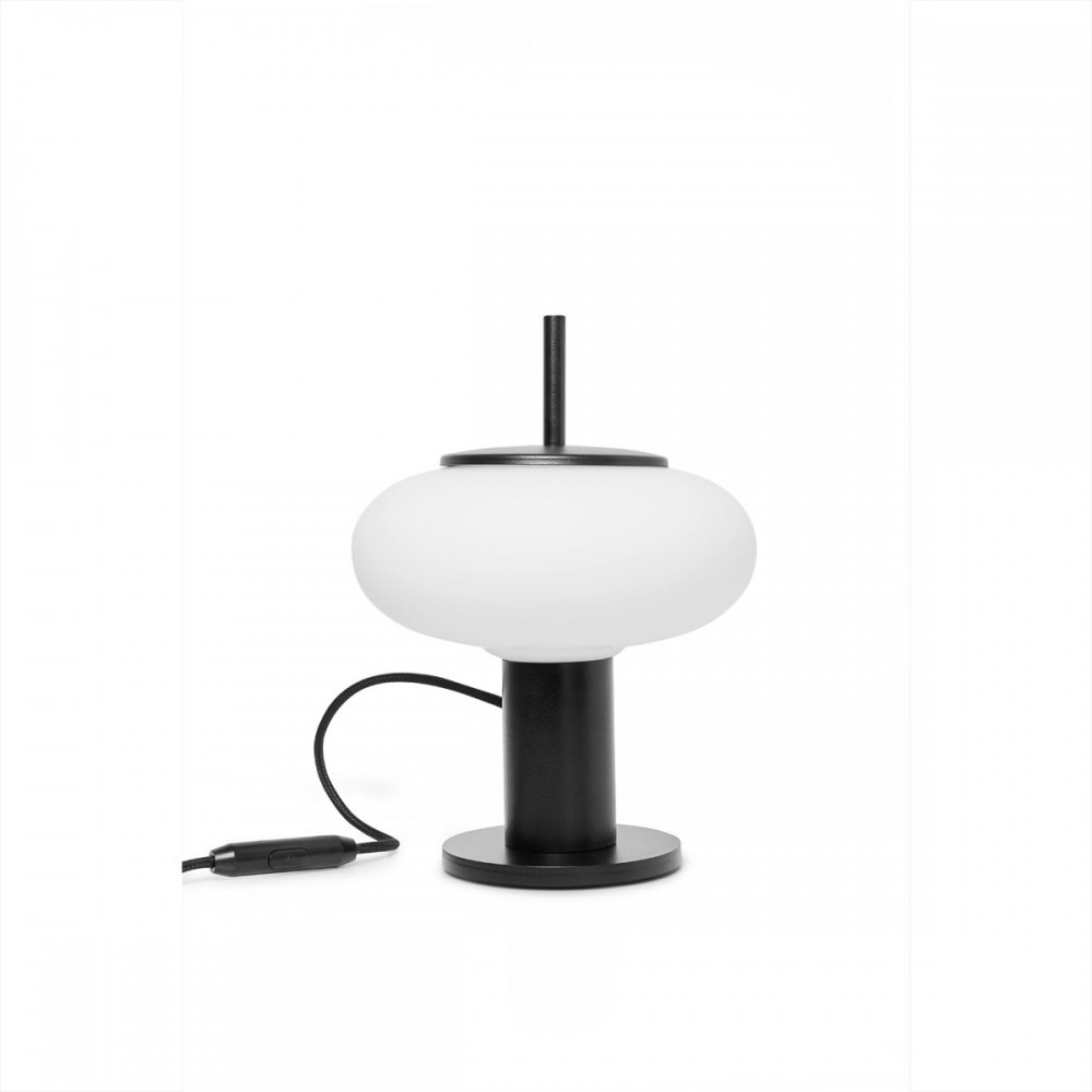 Lampe à poser Torni cadre en métal avec diffuseur en forme de soucoupe au design contemporain par Ummo lighting