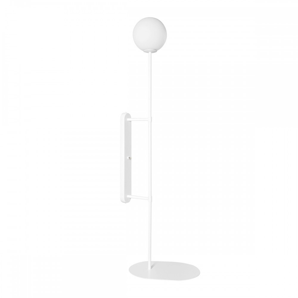 Applique murale Tablo base en métal avec étagère et diffuseur en verre au design contemporain par Ummo lighting Applique murale Tablo base en métal avec étagère et diffuseur en verre au design contemporain par Ummo lighting
