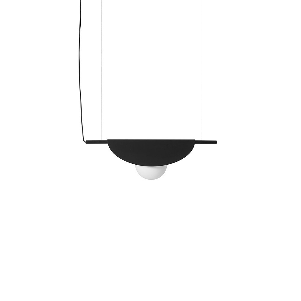 Suspension Sallo cadre en métal avec abat-jour en forme de feuille plié au design contemporain par Ummo lighting