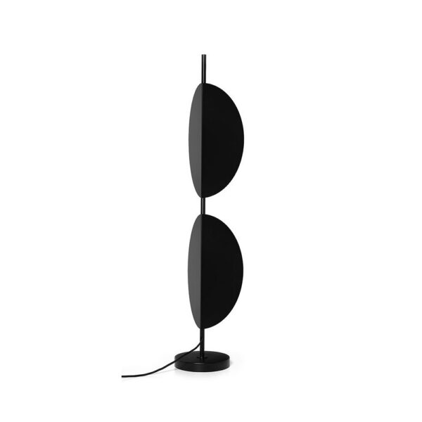 Lampadaire Sallo cadre en métal avec deux abat-jour en forme de feuille plié au design contemporain par Ummo lighting