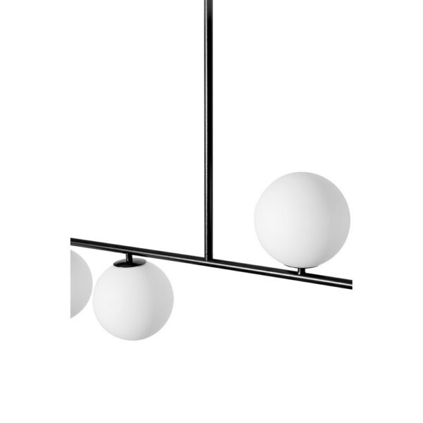 Plafonnier Suguri cadre en métal avec abat-jour en boule de verre au design contemporain par Ummo lighting