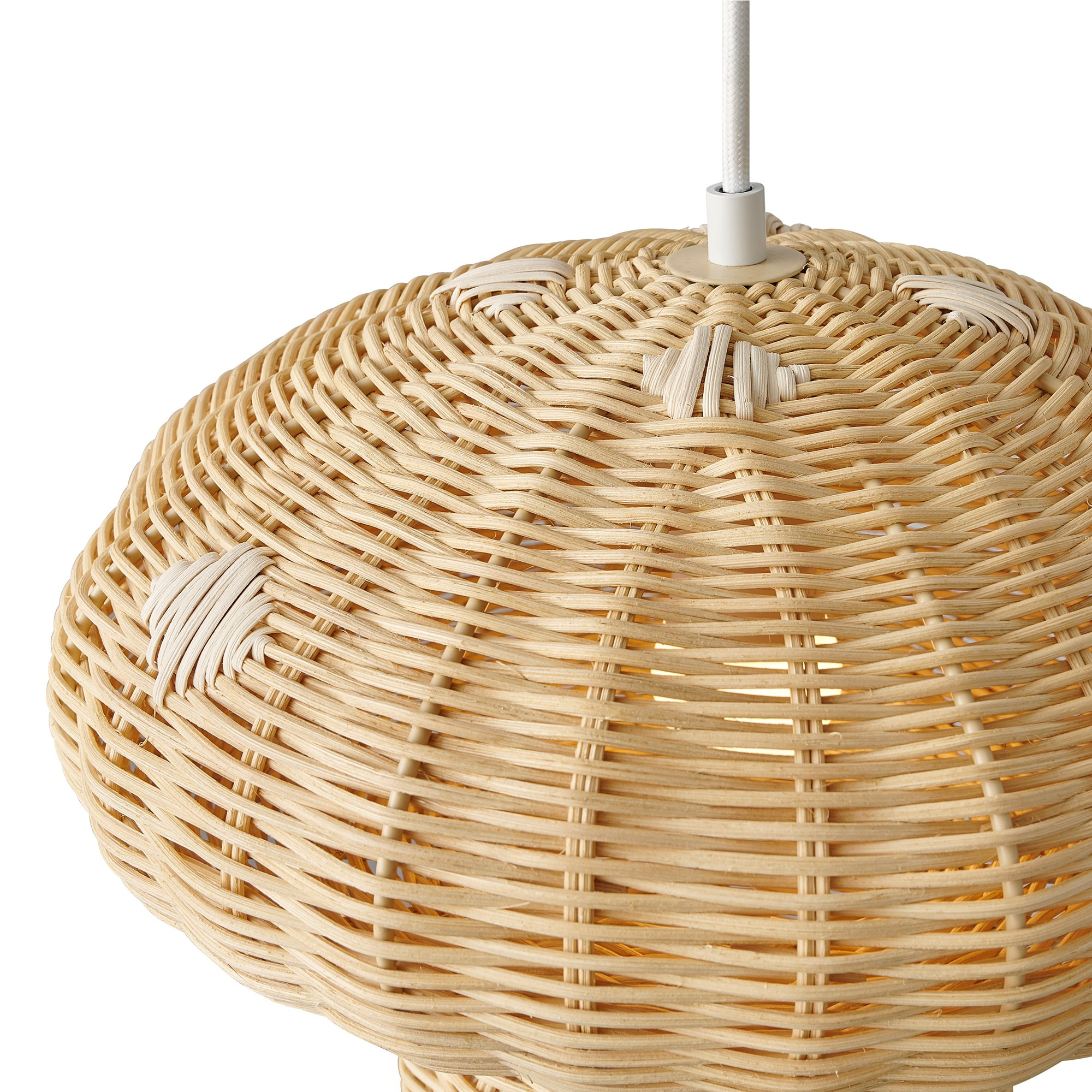 Suspension Allie base en métal avec abat-jour en rotin au design contemporain par Nordlux Suspension Allie base en métal avec abat-jour en rotin au design contemporain par Nordlux