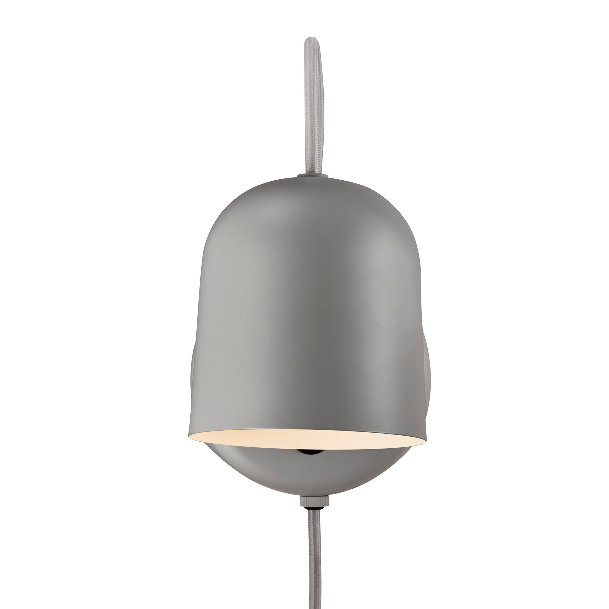 Applique murale Angle cadre en métal avec abat-jour orientable au design industriel par Design for The People Applique murale Angle cadre en métal avec abat-jour orientable au design industriel par Design for The People