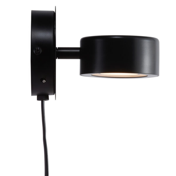 Applique murale Clyde base en métal noir avec abat-jour en rotule réglable au design scandinave par Nordlux