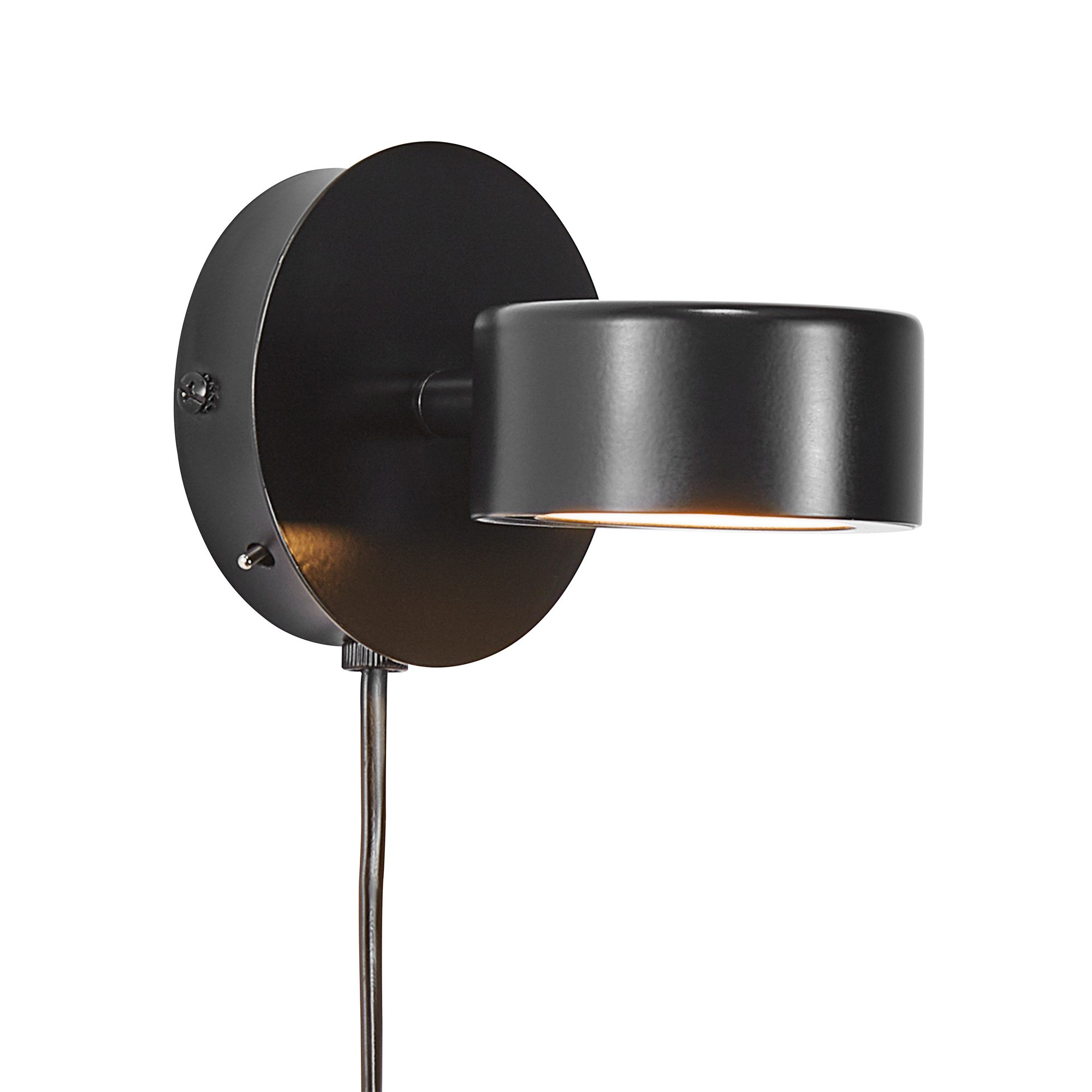 Applique murale Clyde base en métal noir avec abat-jour en rotule réglable au design scandinave par Nordlux