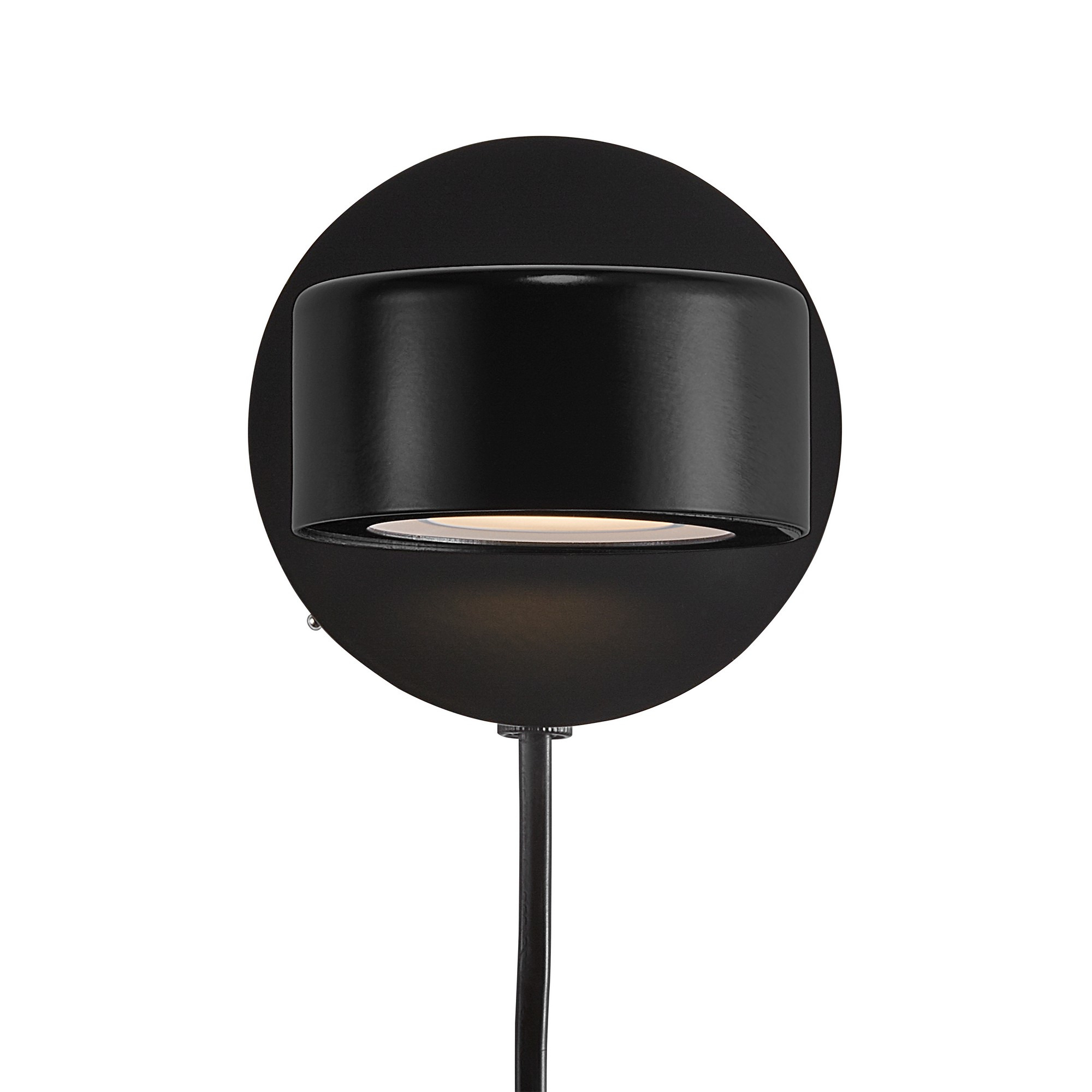 Applique murale Clyde base en métal noir avec abat-jour en rotule réglable au design scandinave par Nordlux Applique murale Clyde base en métal noir avec abat-jour en rotule réglable au design scandinave par Nordlux