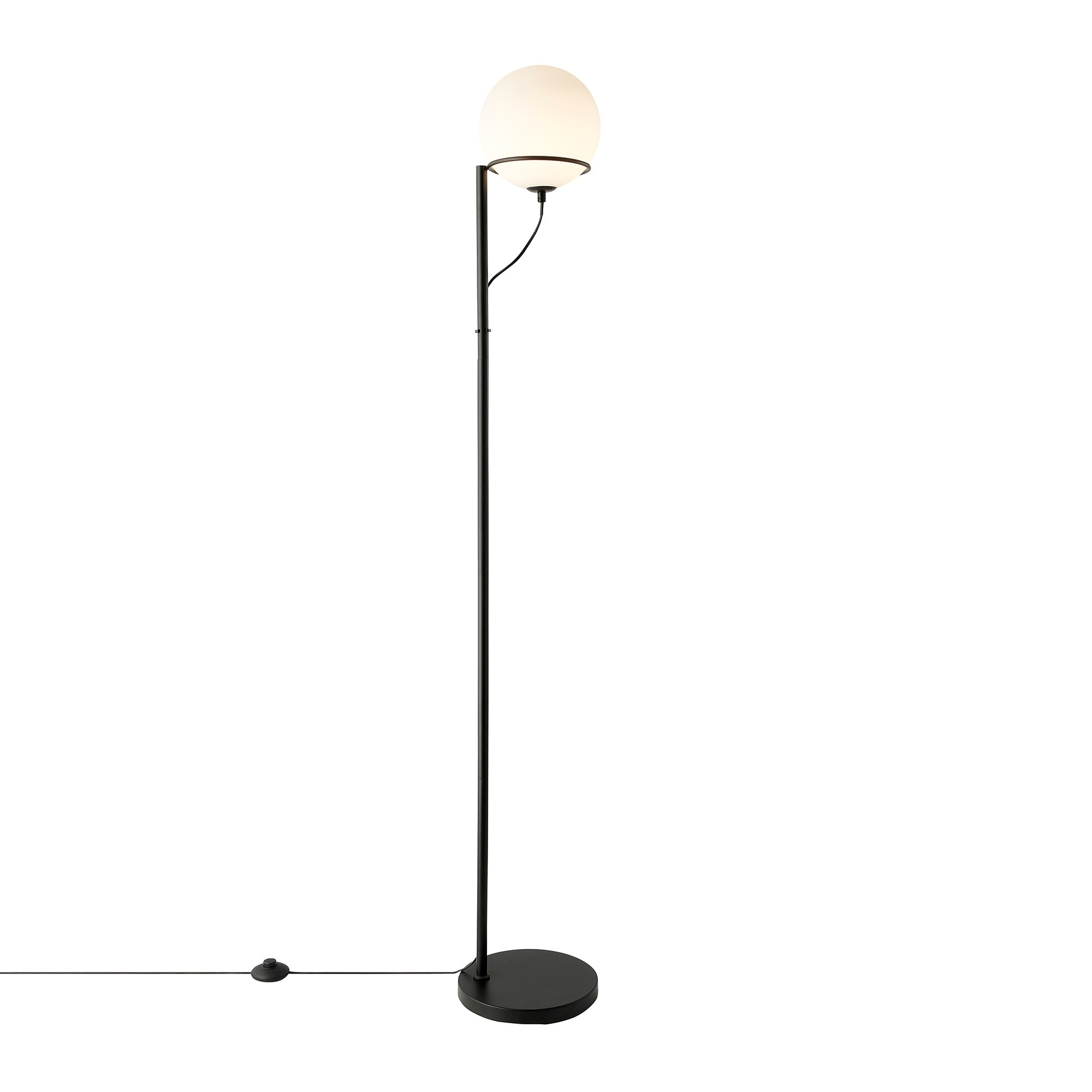 Lampadaire Wilson base en métal noir avec abat-jour rond en verre réglable au design contemporain par Nordlux Lampadaire Wilson base en métal noir avec abat-jour rond en verre réglable au design contemporain par Nordlux